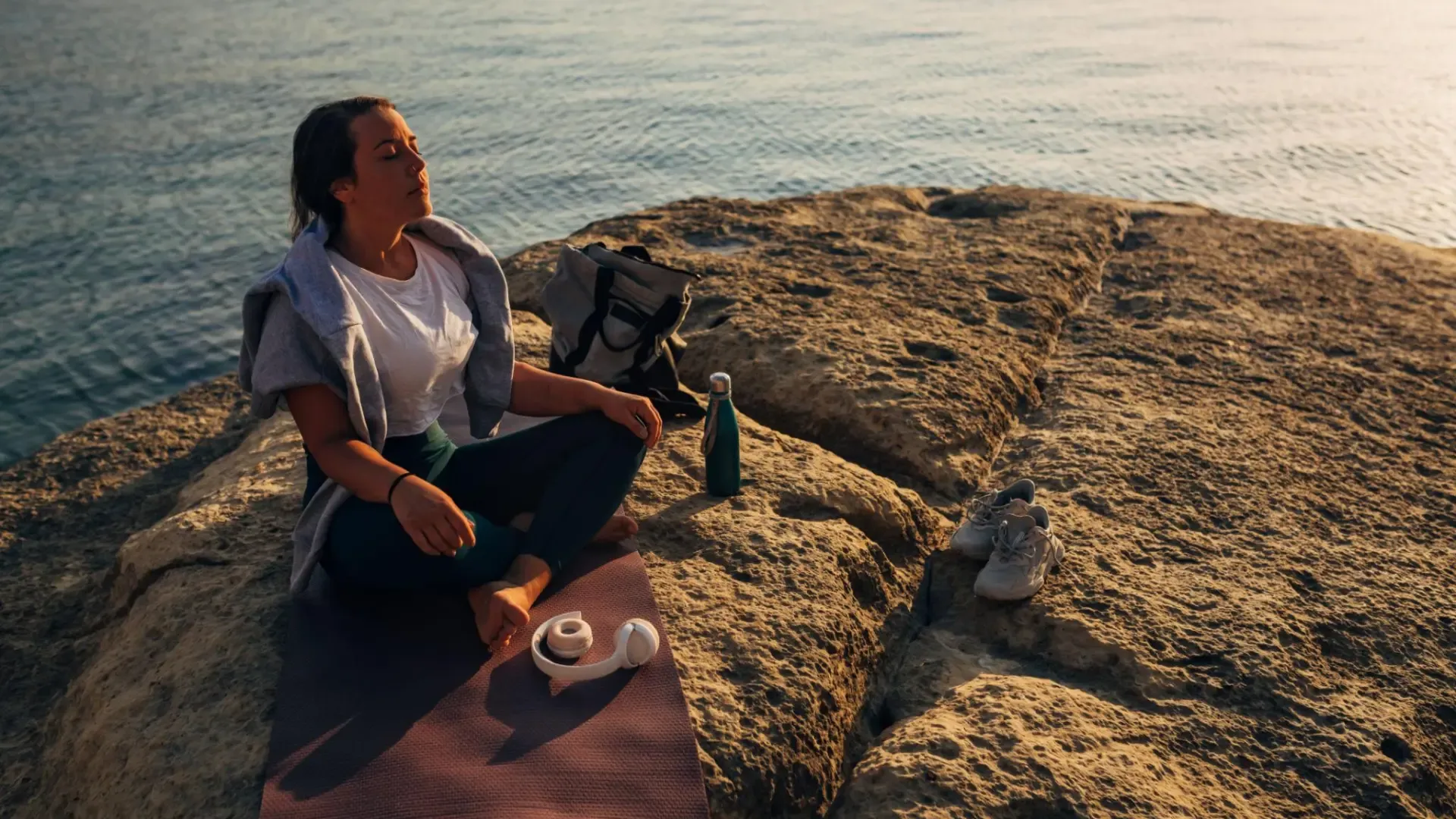 What Is Somatic Experiencing? Peter Levine's Method Explained